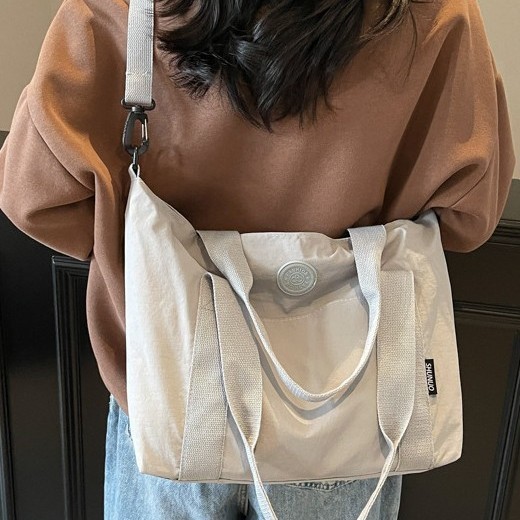 Large-capacity bag, versatile for women in spring and summer, 2025 new simple single-shoulder shopping bag, fabric bag, student tote bag for class Application Scenario