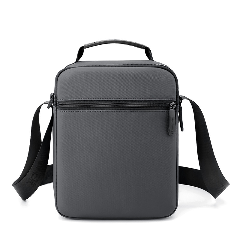 wepower's new men's casual single-shoulder crossbody bag, water-resistant leather film men's bag, large-capacity official document postman bag Application Scenario