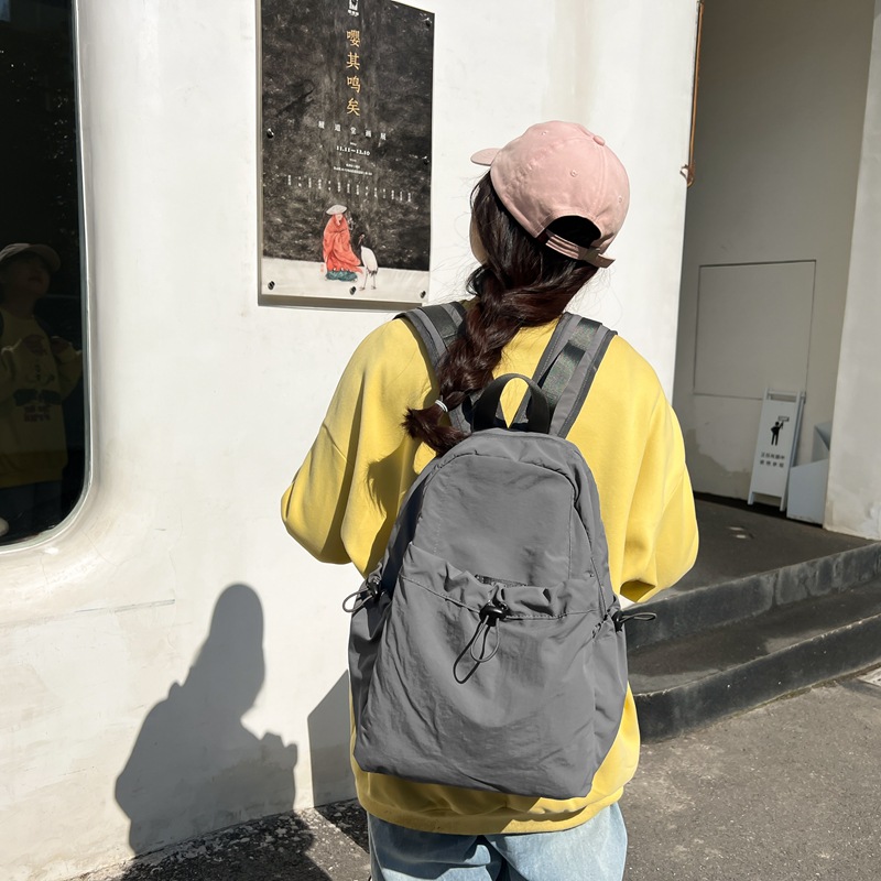 Cross-border fulfillment backpack, solid-color schoolbag for junior high school and college students, male and female outdoor sports, hiking, mountain climbing and leisure back details Picture