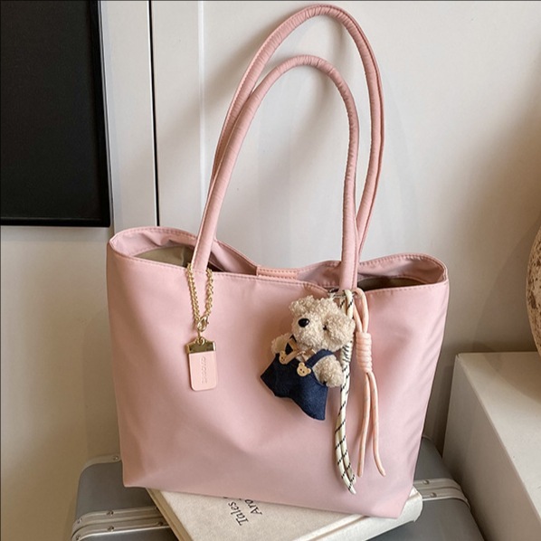 Trendy and fashionable large-capacity tote bag for women, 2025 new Korean solid color underarm bag, high-end and stylish single-shoulder bag full figure