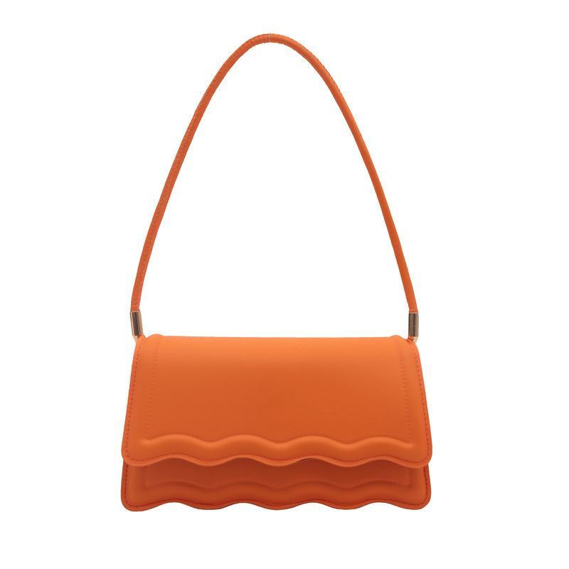 The 2024 new wavy texture underarm bag is a versatile single-shoulder crossbody small square bag that is fashionable and trendy for commuting Item Picture