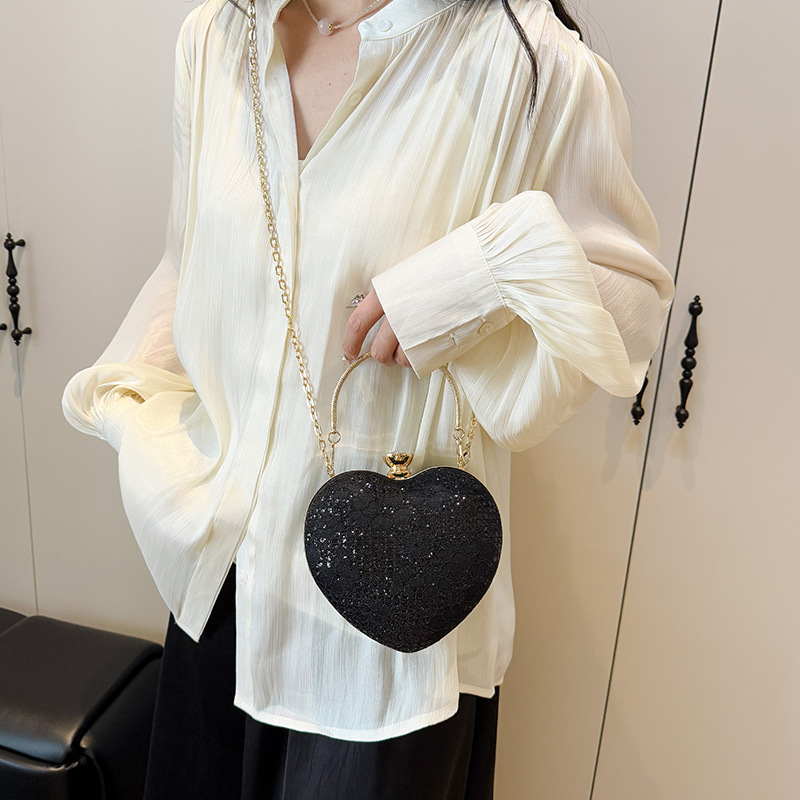 New Spring/Summer 2025 Love Dinner Bag, women's sequined women's bag, simple and stylish single-shoulder bag, crossbody armpit bag details Picture