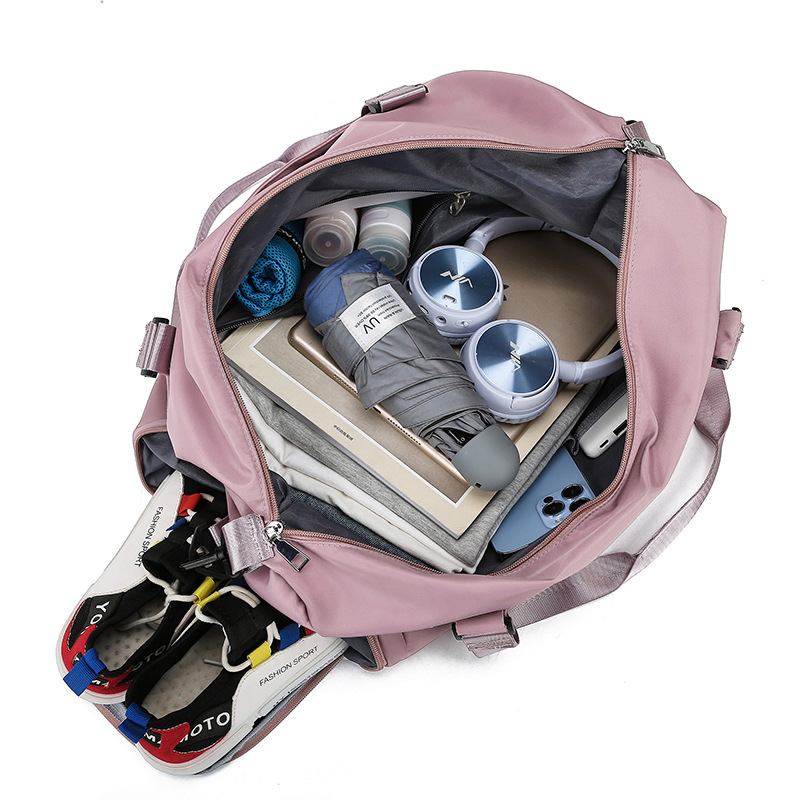 Large-capacity travel bags, cross-border large-capacity lightweight handbags, storage yoga and fitness bags, business trip and travel luggage bags Application Scenario