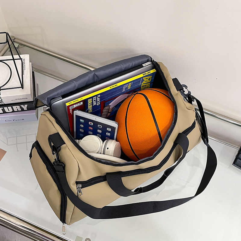 Lightweight short-distance storage travel bags, new dry-wet separation fitness bags for foreign trade, independent shoe compartments, maternity bags, luggage bags Application Scenario