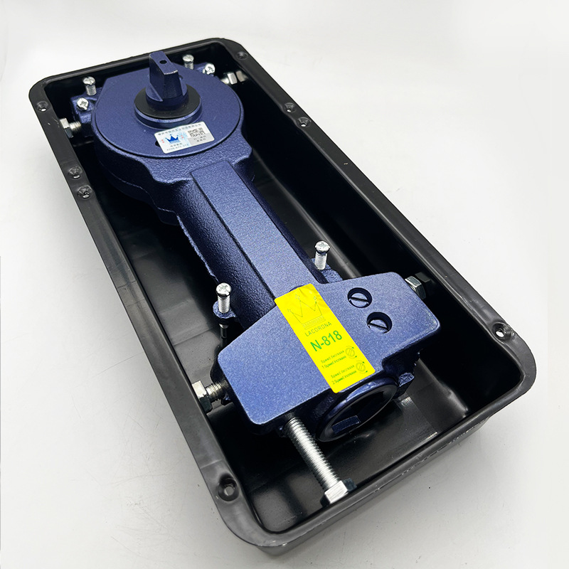 Glass door floor springs include frameless glass door floor springs, hardware accessories, wooden door floor springs and floor shafts, which are universal types Application Scenario