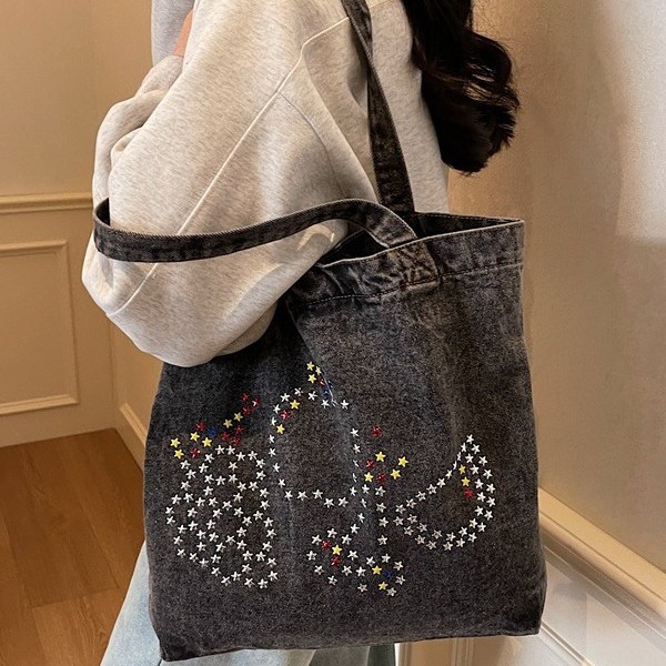 A new cross-border export denim sequined simple, fashionable and versatile commuting canvas bag from Europe and America, a high-end single-shoulder bag Specification drawing