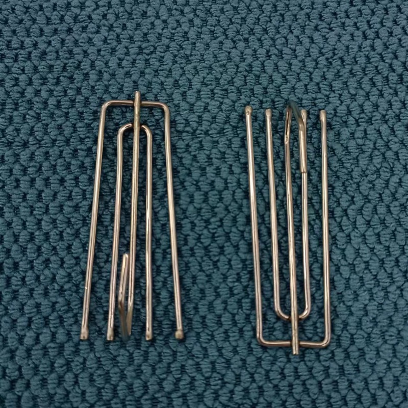 Factory direct sales of 18-34 window accessories: Four-fork hooks, curtains, four-claw hooks, curtain fabric, fork hooks, and hardware trims full figure