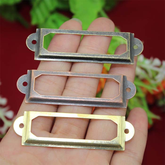 Batch 60*17 four-color packaging box accessories, card labels, gift boxes, buckles, small labels, handles, label frames, decorative frames Application Scenario