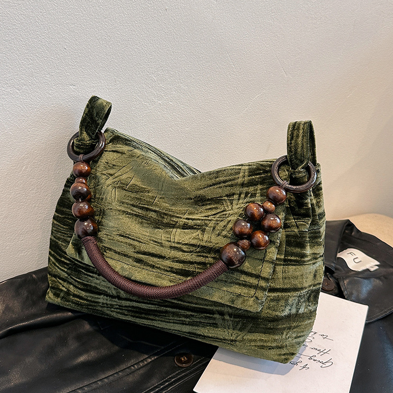 New Chinese-style women's 2024 winter collection: Simple and fashionable embroidered underarm bag, niche Chinese-style versatile shoulder bag full figure