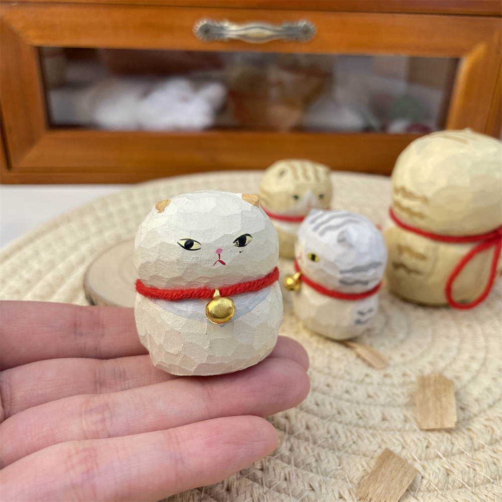 WDD17 Q Version Bell Cat Office desk decoration, car hanging ornament, creative gift for friends, toy doll Specification drawing