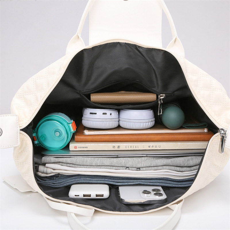 New large-capacity diamond-shaped luggage bag, short-distance travel boarding bag, lightweight storage bag, sports and fitness bag Specification drawing