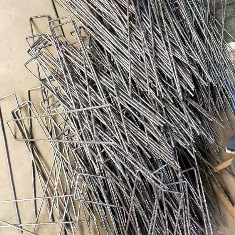 Galvanized U-shaped nails, cross-border U-shaped gun nails, steel wire mesh, iron mesh nails, furniture nails, fence nails, saddle nails, U-shaped lawn nails Specification drawing