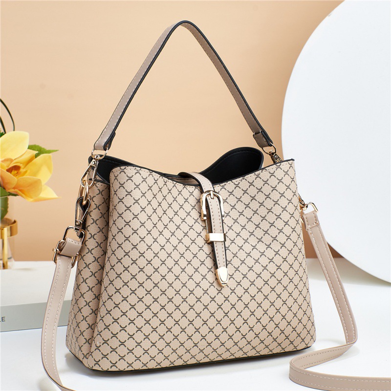 New large-capacity bucket bag for women, wholesale of cross-border trendy and fashionable single-shoulder crossbody handbags for foreign trade live streaming details Picture