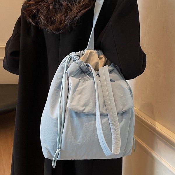 New spring and summer large-capacity tote bag for commuting, high appearance level, underarm single-shoulder bag, simple and versatile, fresh solid color bag details Picture