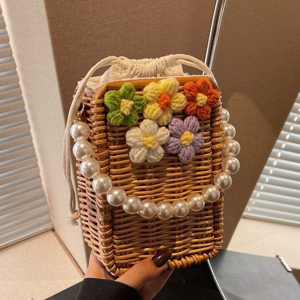 Spring and summer new style wool, flower and rattan woven, drawstring bucket, straw woven bag, sweet and fresh, simple and clean handbag, single-shoulder bag Specification drawing