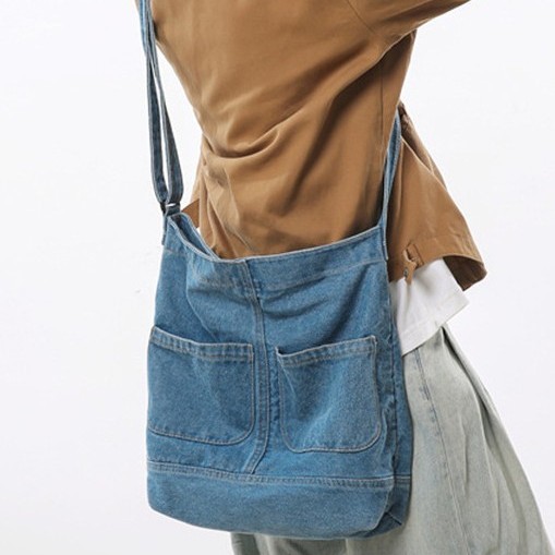 Denim unisex crossbody bag 2025 Spring New style Japanese and Korean casual and cool single-shoulder bag, laid-back crossbody bag full figure