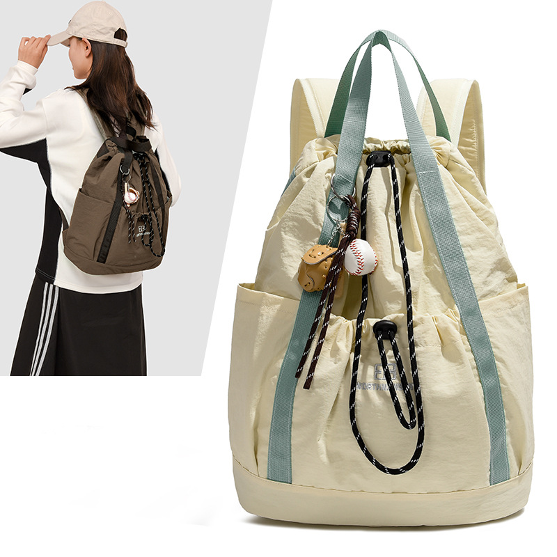 Lightweight drawstring backpack for export, outdoor sports and mountaineering backpack, trendy color-blocking travel backpack full figure