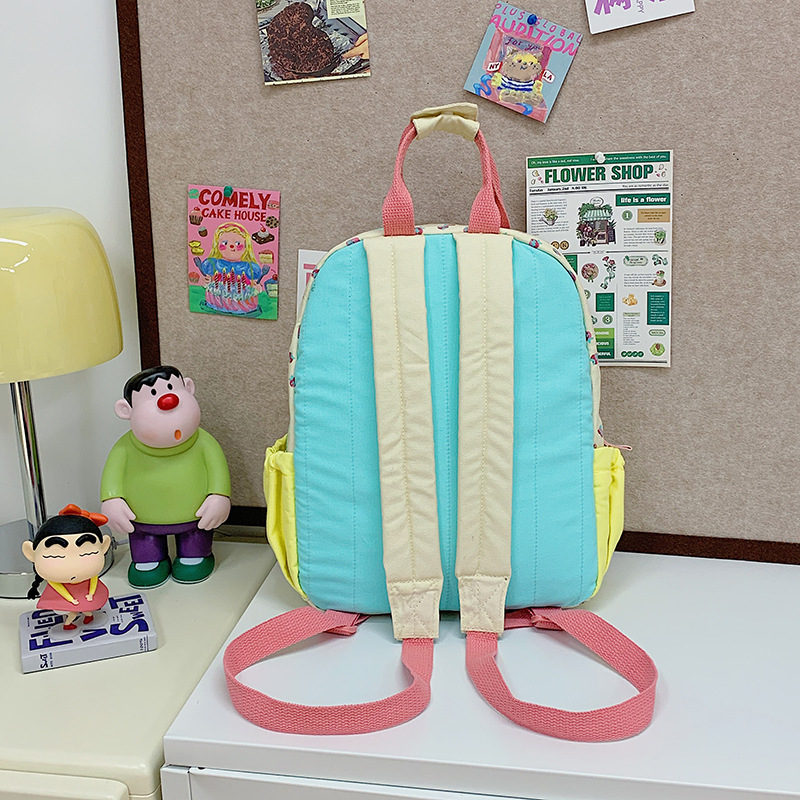 New women's color-blocked small backpack, dopamine cute strawberry small travel backpack, high appearance level backpack Specification drawing