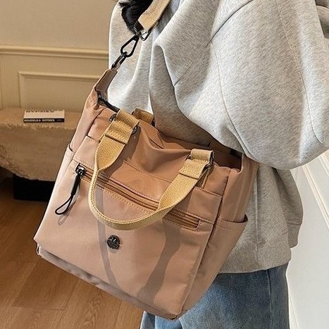 New Tote bag, large-capacity single-shoulder bag, 2025 village new multi-layer practical handbag, lightweight crossbody bag details Picture