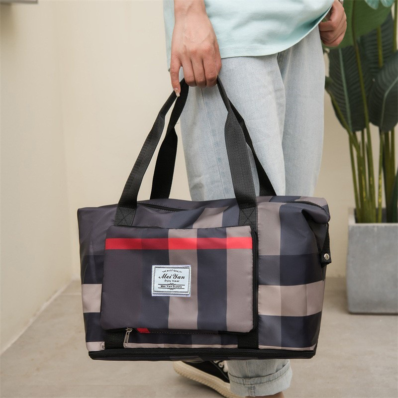 Multi-functional large-capacity sports and fitness bag, waterproof and wear-resistant travel bag, swimming dry and wet separation handbag, universal style Specification drawing