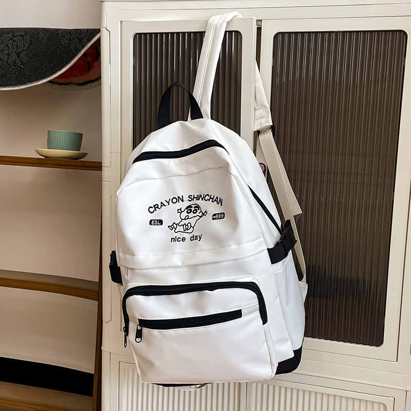 New large-capacity travel backpack for women, casual Japanese-style schoolbags for junior high school, senior high school and college students for study Tours Application Scenario