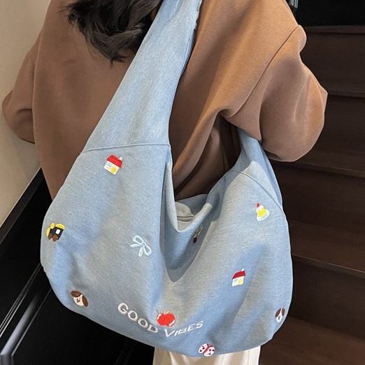 Korean-style embroidered denim crossbody bag for women 2025 new niche large-capacity commuting canvas single-shoulder tote bag full figure