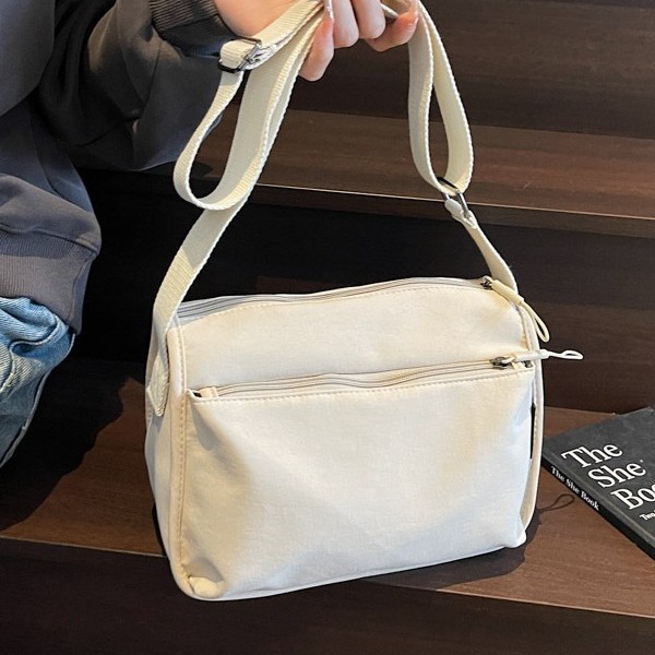 New fabric bag, sporty and casual, single-shoulder crossbody bag, women's forest style, Harajuku style, nylon bag, messenger bag, versatile for students details Picture