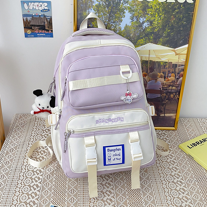 New cross-border large-capacity backpack for primary school students, casual and fashionable color-block backpack, Korean version for female high school and junior high school students Application Scenario