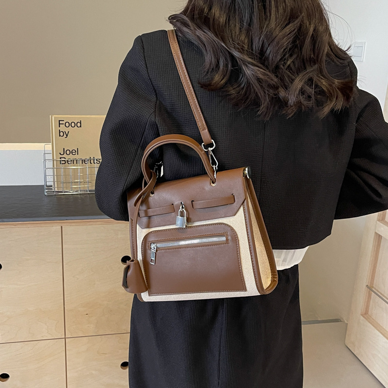 High-capacity commuter women's bag 2024 new style, trendy and casual single-shoulder crossbody bag, high-quality hand-held Kelly bag Application Scenario