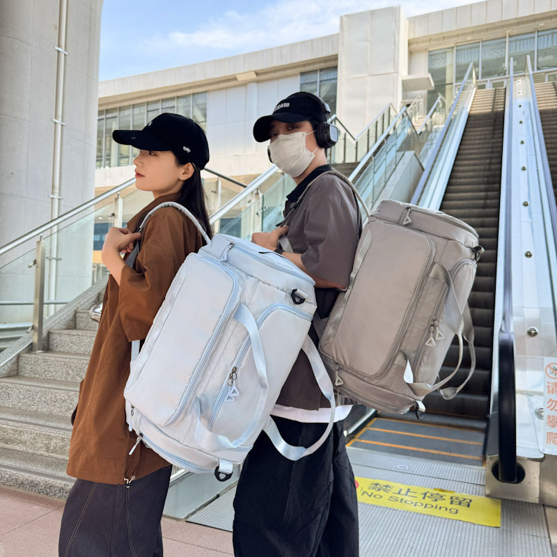 A new cross-border double-shoulder large-capacity outdoor sports backpack and handbag with dry and wet separation for sports, leisure and fitness details Picture