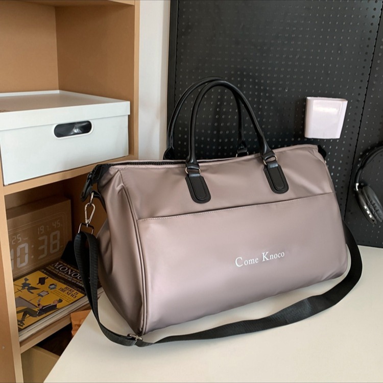 Wholesale of custom-made fitness bags, fashionable travel bags, large-capacity trendy men's and women's Korean-style casual luggage and handbags Specification drawing