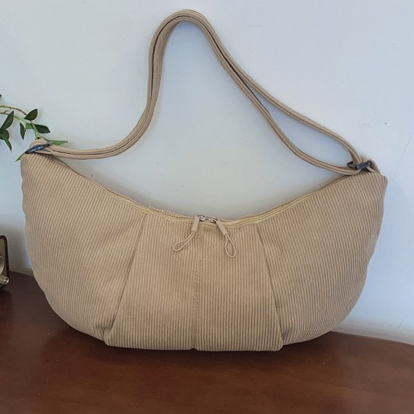 New autumn and winter fashion women's design underarm bag, large-capacity corduroy single-shoulder bag, and laid-back crescent-shaped bag Specification drawing