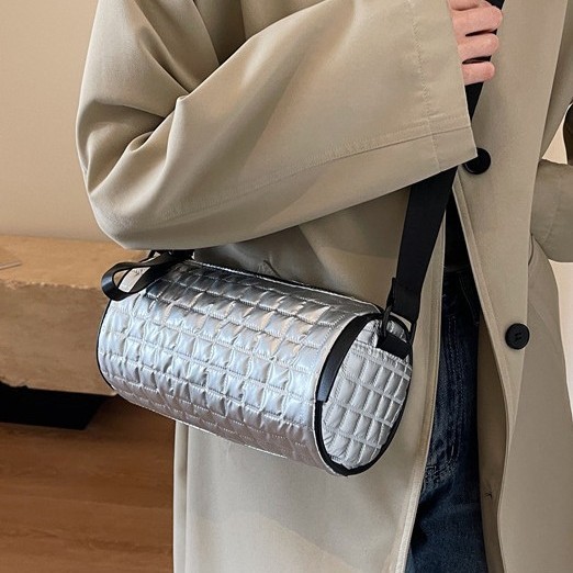 Cross-border cylindrical checkered bag for women, 2024 new style commuting bag, trendy, simple and fashionable couple crossbody bag, sporty small bag details Picture