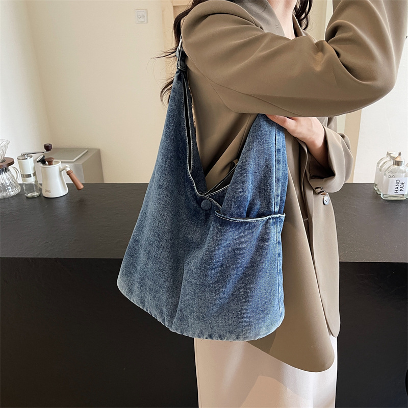 2024 Summer trendy brand retro crossbody bag, underarm fashionable denim bag, versatile large-capacity single-shoulder casual messenger bag Specification drawing