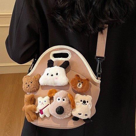 Cute girl handbag, women's bag 2025 new style fashionable and trendy doll cartoon single-shoulder crossbody bag, commuting trendy bag full figure