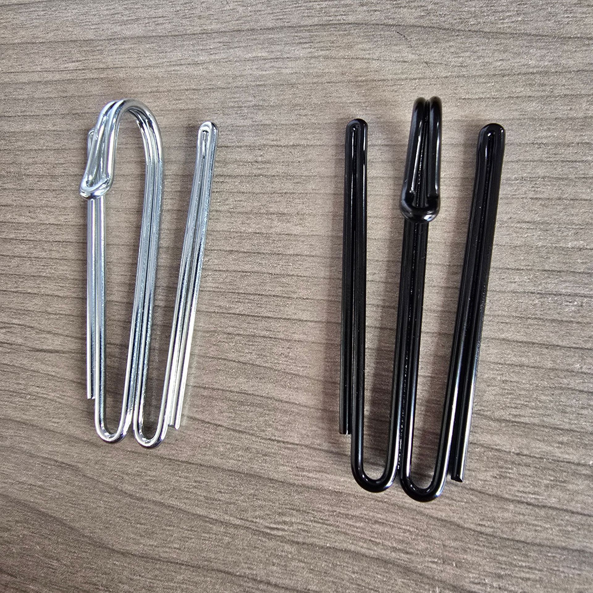 Factory direct sales of curtain accessories, metal curtain fabric straps, hooks, curtain hooks, and four-fork hooks Application Scenario