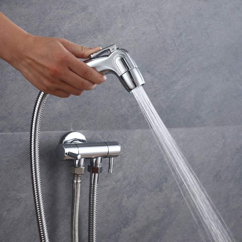 Manufacturer's body wash, shower head, toilet spray gun, companion, bathroom bottom, shower head, pressure-increasing set, shower head details Picture