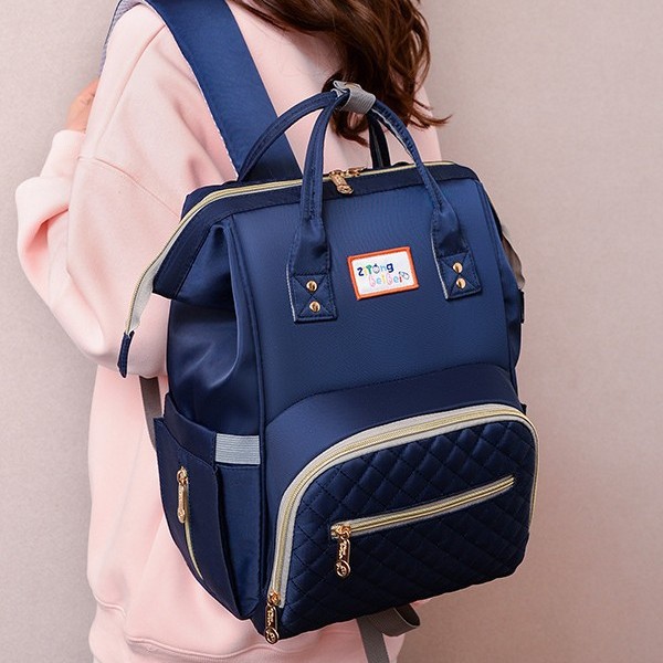 The new 2024 autumn and winter multi-functional large-capacity double-shoulder mummy bag for young mothers is convenient for going out and a mother and baby backpack details Picture