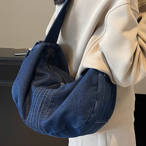 Cross-border 2025 Denim single-shoulder bag in Korean style, casual and versatile, commuter women's bag, college student dumpling bag trend details Picture