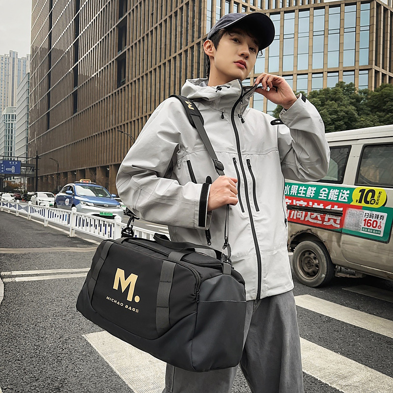 Cool and stylish large-capacity travel bag, Korean-style sports and fitness bag for men and women, dry and wet separated nylon luggage bag Specification drawing