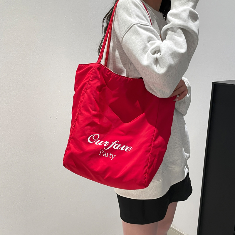 New Spring/Summer 2025 trendy large-capacity bucket bag for women, simple dual-purpose double-sided underarm bag, versatile single-shoulder bag Specification drawing