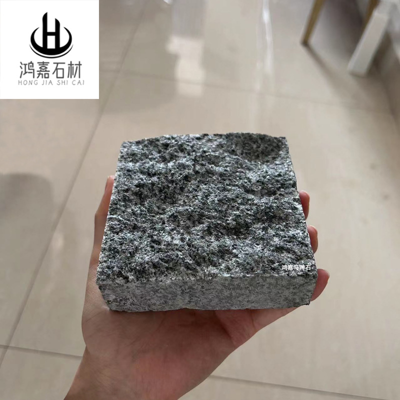 Sesame grey granite natural surface horseshoe stone manufacturer Sesame black small square 10.10 small material anti-slip floor paving stone Specification drawing
