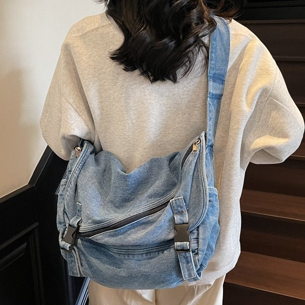 Haraju-style single-shoulder bag, men's functional backpack for college students, women's crossbody bag, men's postman bag, ins Japanese-style workwear bag full figure