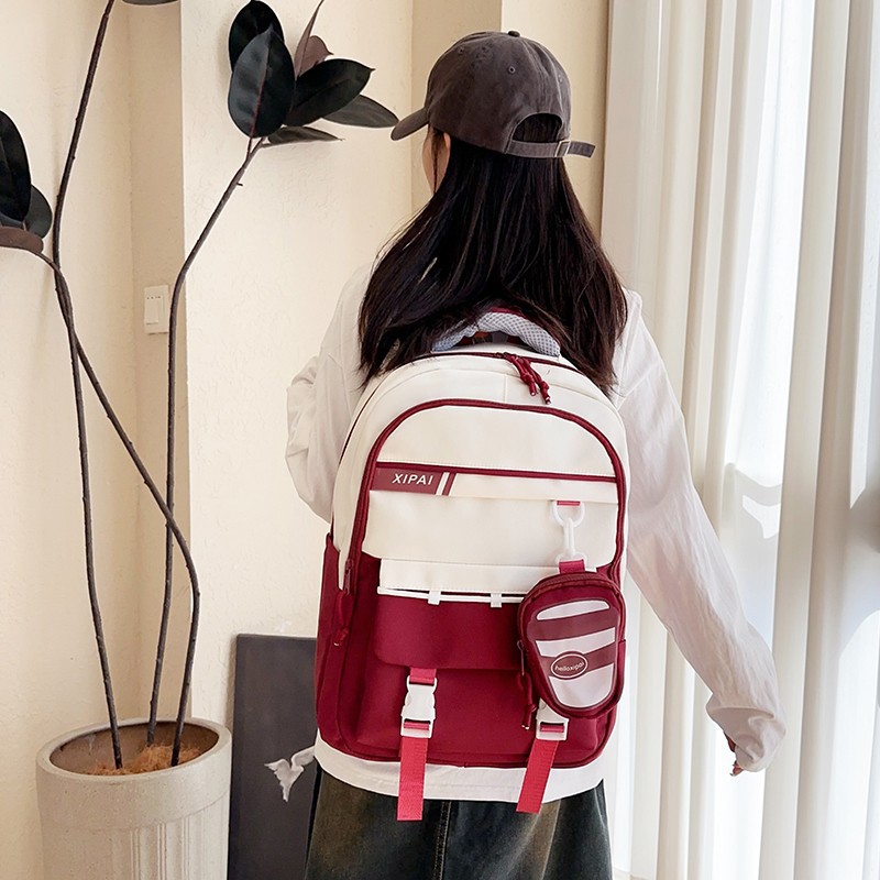 Korean-style fashionable retro versatile large-capacity schoolbag for junior high school, high school and college students, computer travel backpack Application Scenario