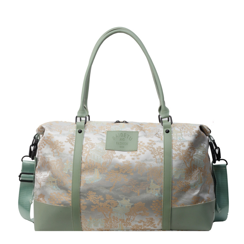 Carrying a Chinese-style casual fitness bag, a large-capacity new Chinese-style embroidered single-shoulder travel bag for women, and a hand-held luggage bag for going out Item Picture