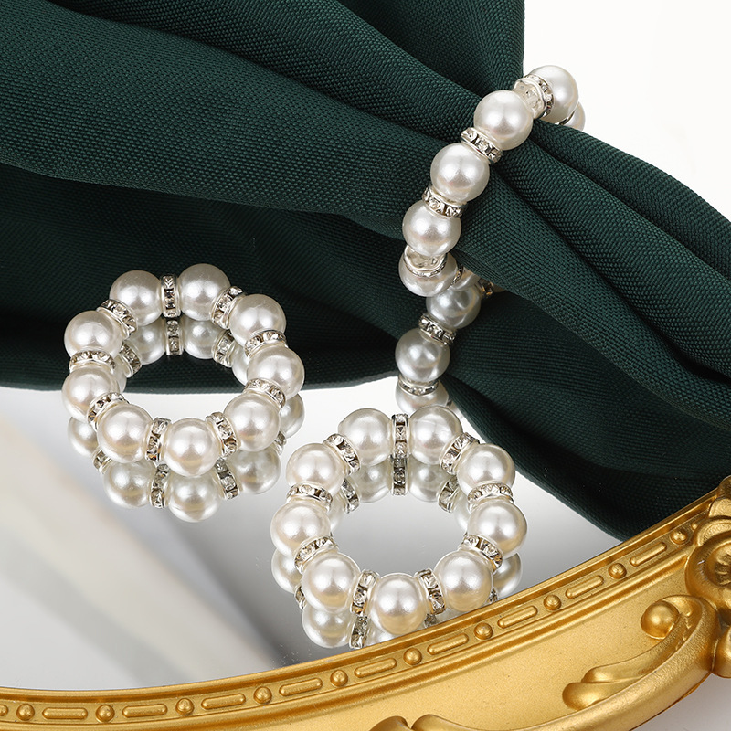 Cross-border light luxury style pearl napkin ring, elegant wedding banquet Western dining table setting, silk scarf buckle, fashionable accessory napkin buckle full figure