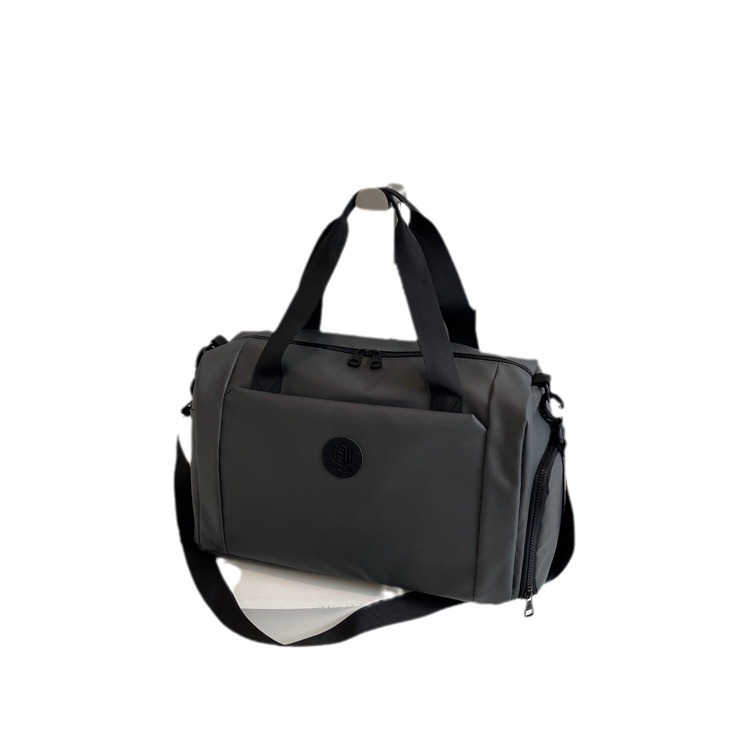 Short-distance large-capacity fashionable travel bags, single-shoulder crossbody lightweight yoga and fitness bags, outdoor leisure bags for pregnant women waiting to give birth Item Picture