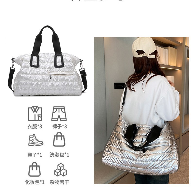 Cross-border fitness bag, women's leisure exercise bag, dry and wet separation waterproof swimming bag, yoga hand bag, shoulder bag, fashionable luggage bag Application Scenario