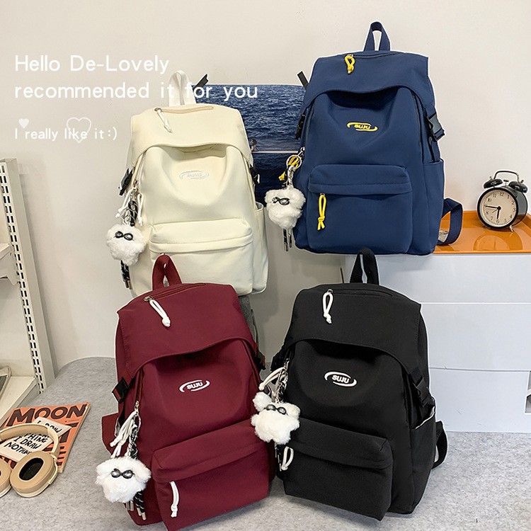 A new 2025 large-capacity travel bag with a high aesthetic level, a casual backpack for Japanese junior and senior high school students, and a university backpack full figure