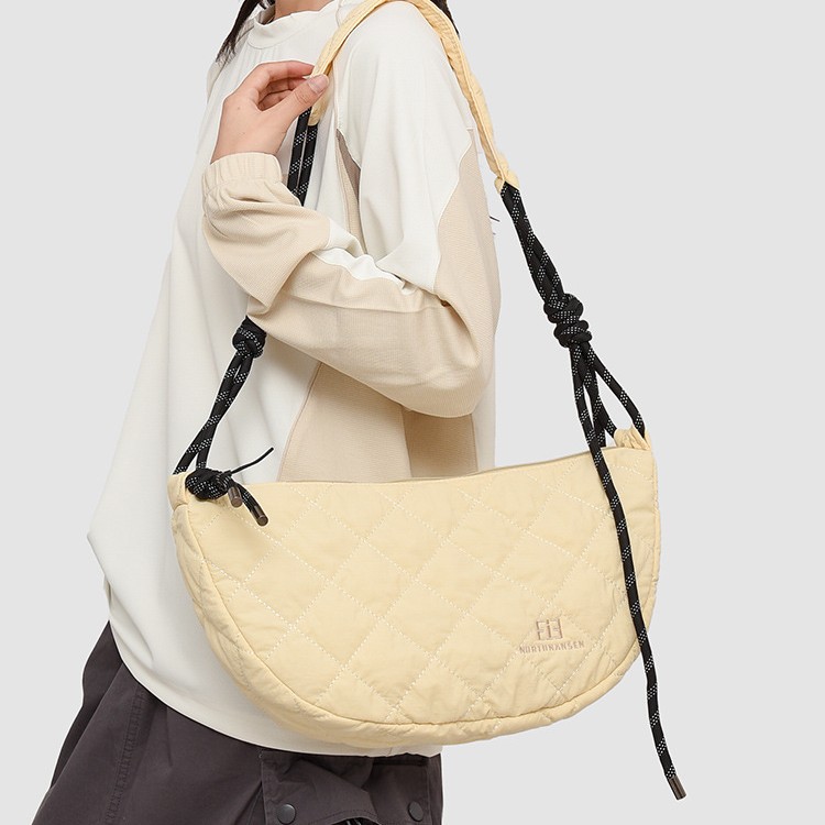 Simple and versatile crossbody bag, women's underarm dumpling bag, large-capacity single-shoulder bag, commuting bag, sports fabric backpack trend full figure